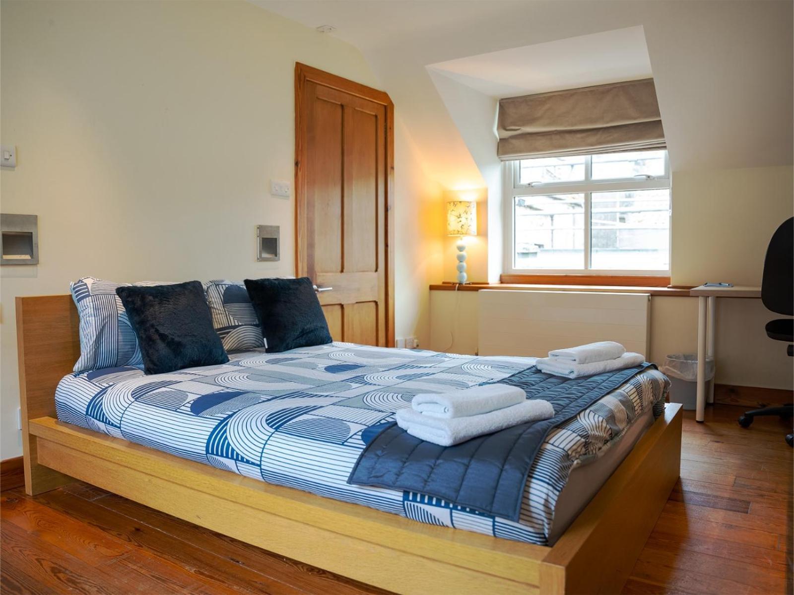 2 Bedroom Characterful Semi-Detached House, Enviably Located With Balcony And Terrace St Andrews Exterior foto